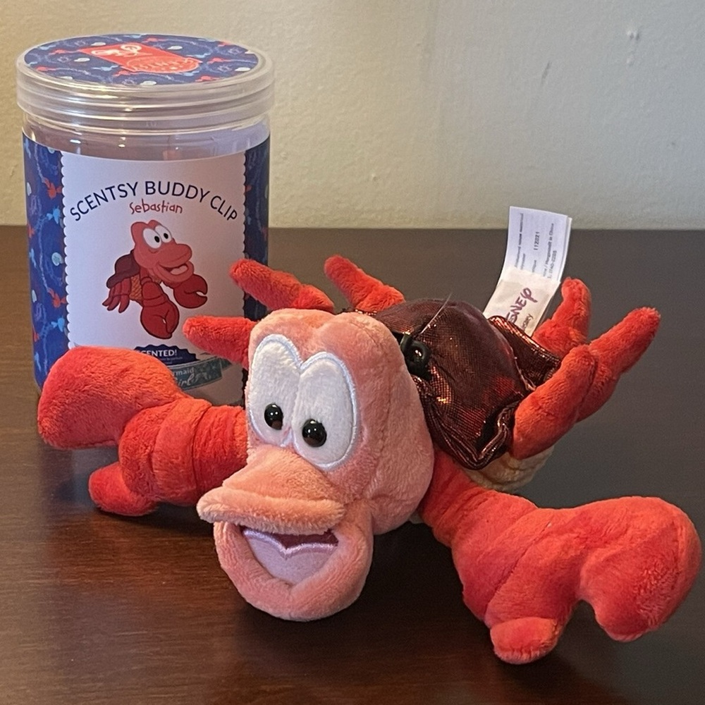 New Retired Scentsy Sebastian Red Buddy Clip- NIB- $20